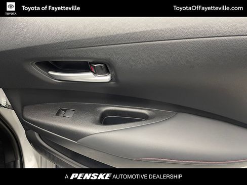 Used 2025 Toyota Corolla SE w/ SE Premium Package image 22