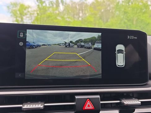 New 2026 Kia Sportage LX FWD image 11