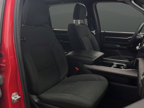 Used 2025 RAM 1500 Big Horn AWD/4WD image 25