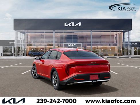 New 2026 Kia K4 FWD image 4