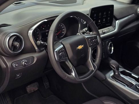 Used 2023 Chevrolet Blazer LT FWD image 28