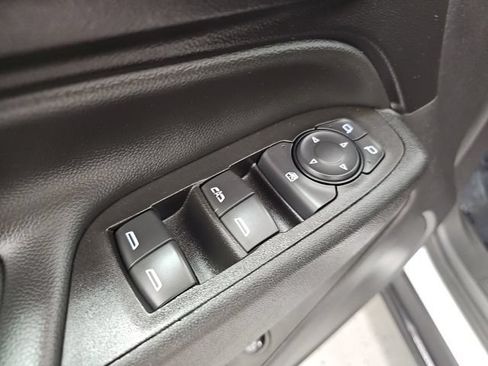 Used 2022 Chevrolet Equinox LT FWD image 13