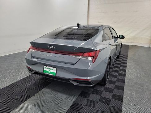 Used 2021 Hyundai Elantra SEL FWD image 9
