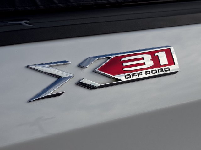 Certified 2021 GMC Sierra 1500 SLT w/ SLT Premium Package AWD/4WD image 24