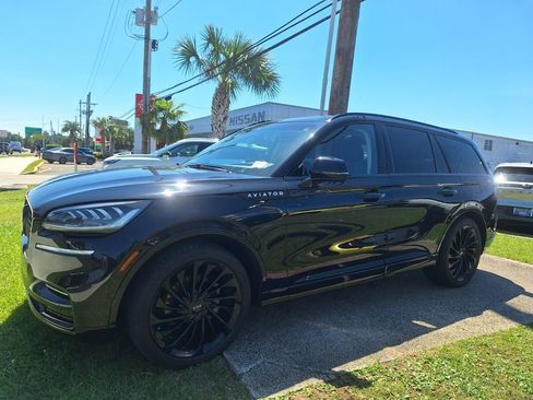 Used 2022 Lincoln Aviator Reserve w/ Equipment Group 201A RWD image 1