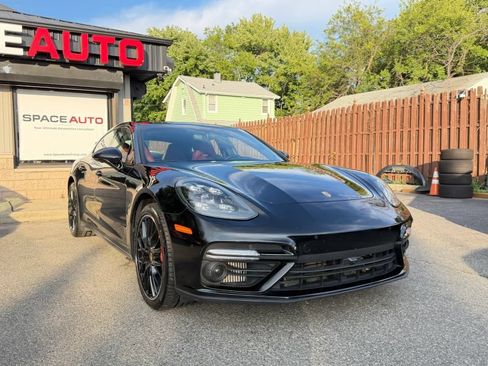 Used 2017 Porsche Panamera Turbo AWD/4WD image 4