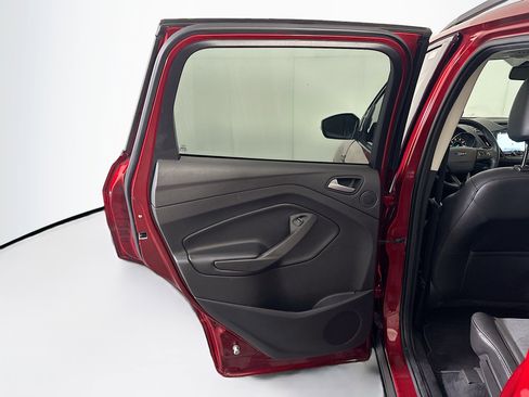 Used 2017 Ford Escape Titanium image 27