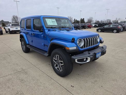 New 2026 Jeep Wrangler Sahara AWD/4WD image 14