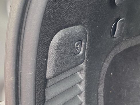 Used 2014 Jeep Grand Cherokee Limited AWD/4WD image 14
