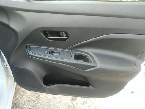 Used 2023 Nissan Versa S w/ Trunk Package FWD image 46