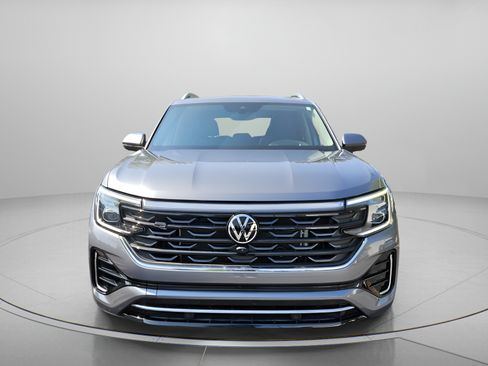 Used 2024 Volkswagen Atlas SEL Premium R-Line AWD/4WD image 8