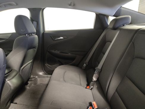 Used 2024 Chevrolet Malibu RS w/ LPO, Floor Liner Package FWD image 18