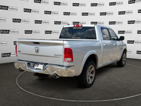 Used 2015 RAM 1500 Laramie w/ Convenience Group AWD/4WD image 6