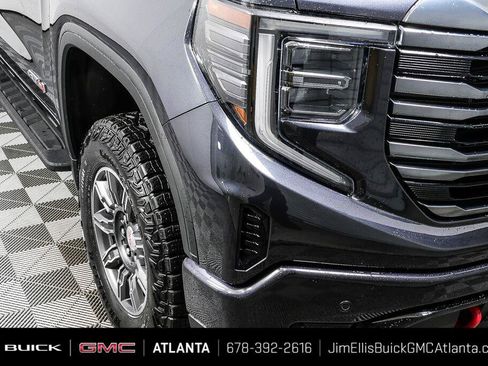 Used 2024 GMC Sierra 1500 AT4 w/ Technology Package AWD/4WD image 35