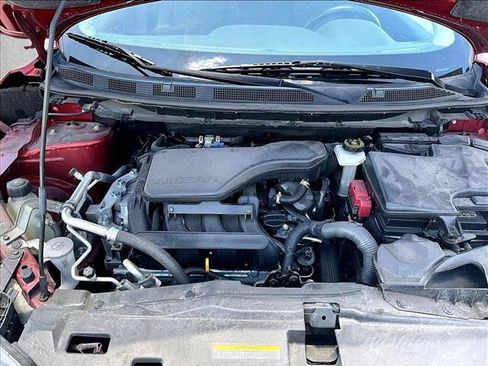 Used 2022 Nissan Rogue Sport SV FWD image 11