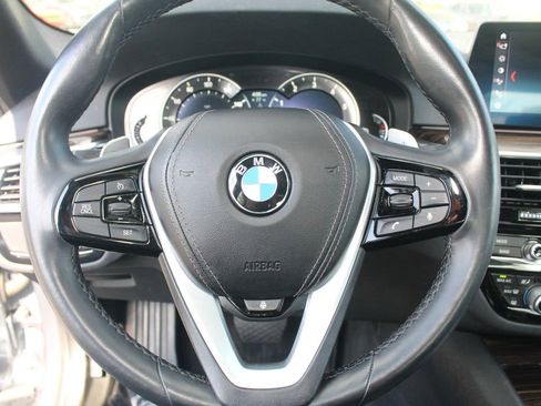 Used 2019 BMW 530i xDrive w/ Convenience Package AWD/4WD image 16