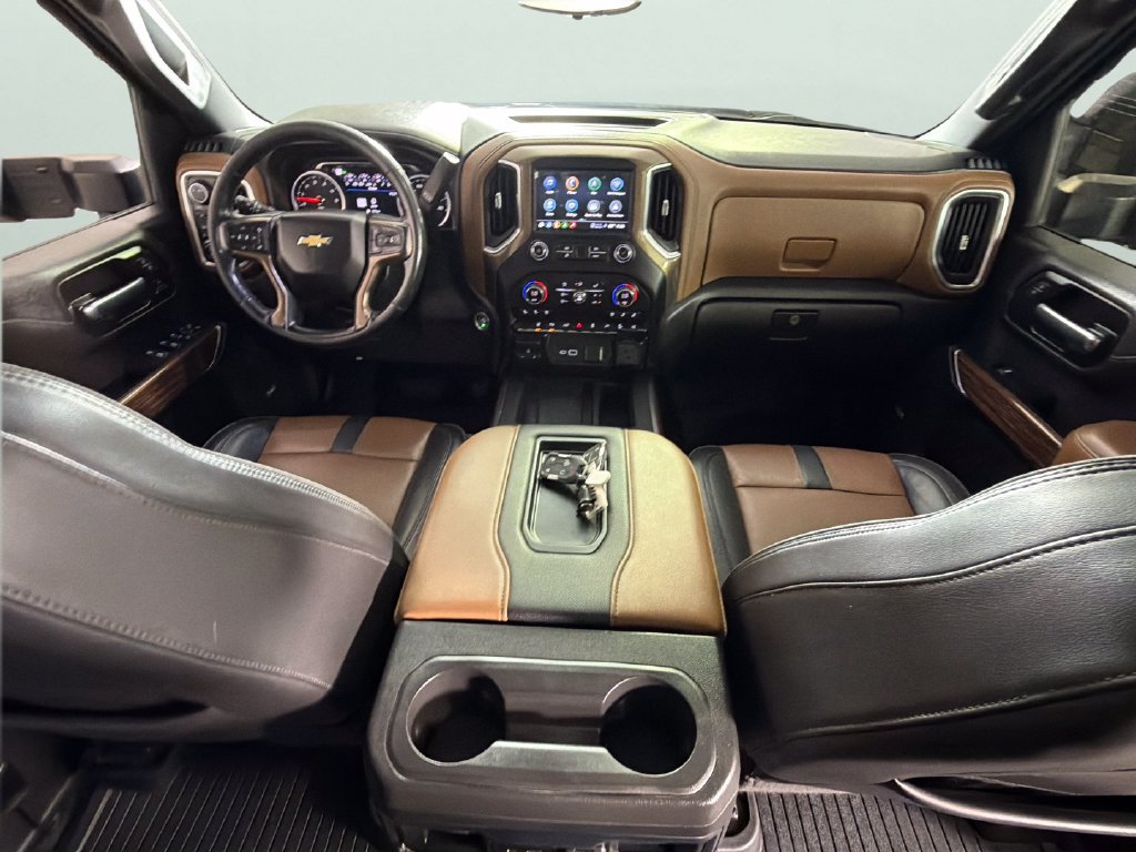 Used 2022 Chevrolet Silverado 2500 High Country w/ Technology Package AWD/4WD image 33