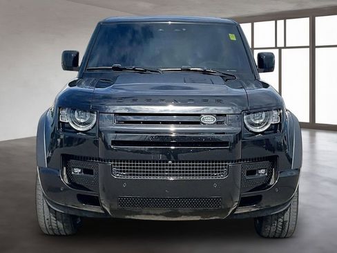 Used 2023 Land Rover Defender 110 V8 AWD/4WD image 3