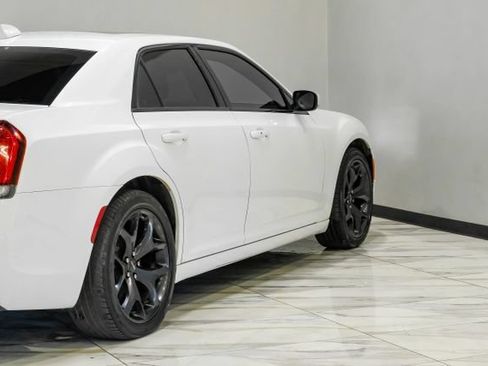Used 2022 Chrysler 300 S RWD image 14