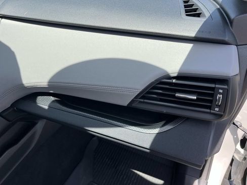 Certified 2025 Subaru Outback Premium w/ Popular Package #1A AWD/4WD image 25