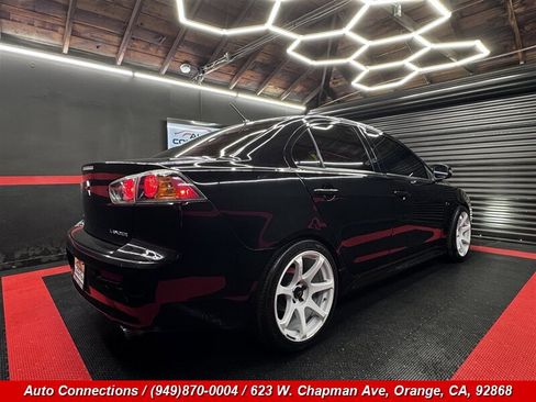 Used 2016 Mitsubishi Lancer ES image 3