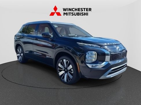 New 2025 Mitsubishi Outlander AWD image 3