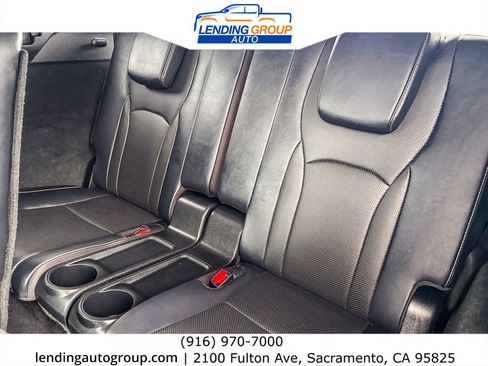 Used 2018 Lexus RX 450hL Premium w/ Premium Package AWD/4WD image 19