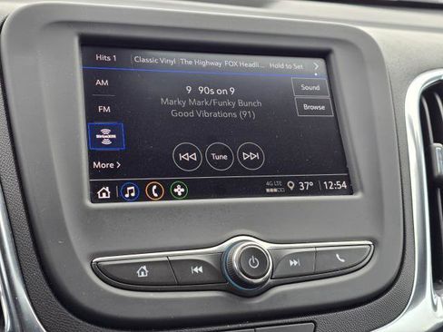 Used 2023 Chevrolet Equinox LT image 25