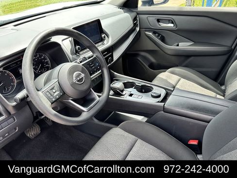Used 2024 Nissan Rogue SV AWD/4WD image 8