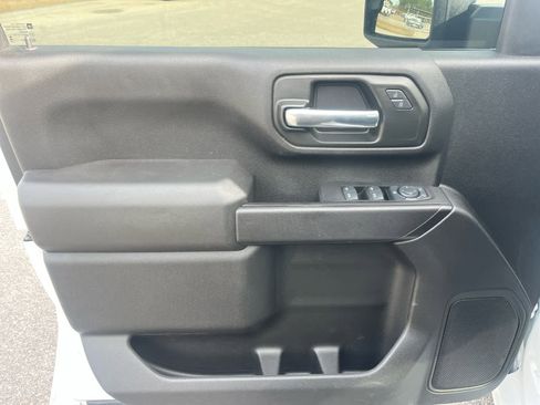 Used 2024 Chevrolet Silverado 2500 Custom image 31