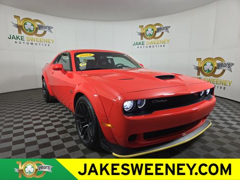 Used 2022 Dodge Challenger R/T Scat Pack image 1