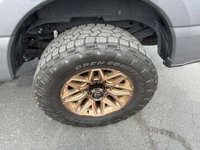 Used 2024 Ford F350 Platinum AWD/4WD image 25