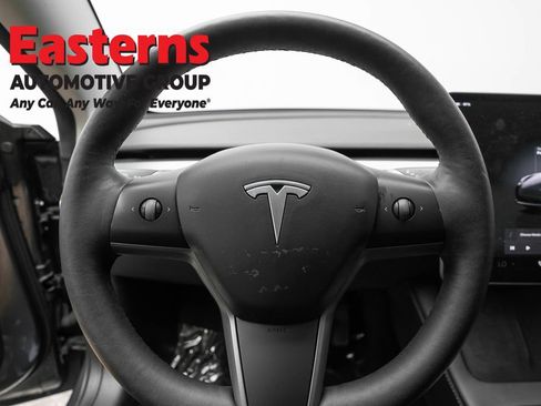 Used 2023 Tesla Model 3 Standard Range RWD image 10