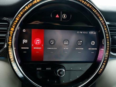 Used 2024 MINI Cooper S image 37