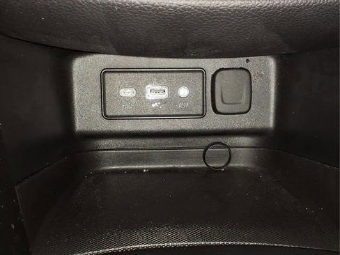 Used 2022 Chevrolet Equinox LT image 20