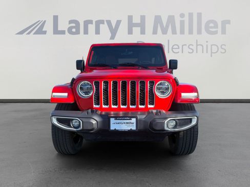 Used 2021 Jeep Wrangler Unlimited Sahara w/ Cold Weather Group AWD/4WD image 8