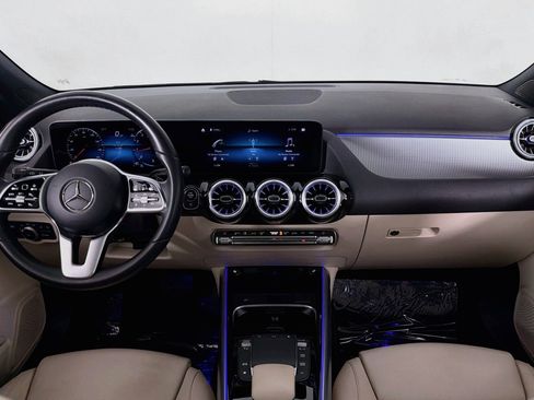 Used 2023 Mercedes-Benz GLA 250 image 4
