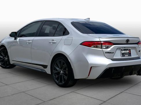 Used 2024 Toyota Corolla SE FWD image 12