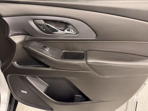 Used 2021 Chevrolet Traverse Premier w/ Redline Edition image 31