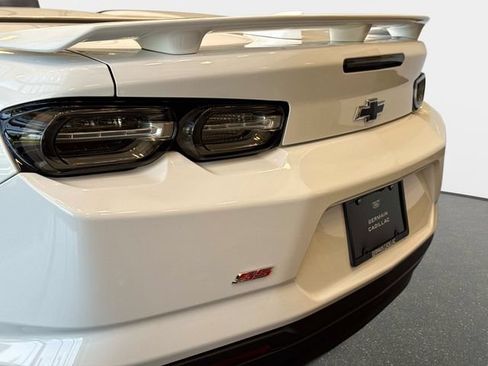 Used 2021 Chevrolet Camaro SS RWD image 10