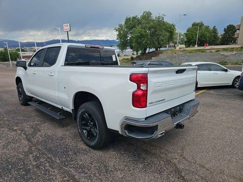 Used 2021 Chevrolet Silverado 1500 LT w/ Z71 Off-Road Package AWD/4WD image 8