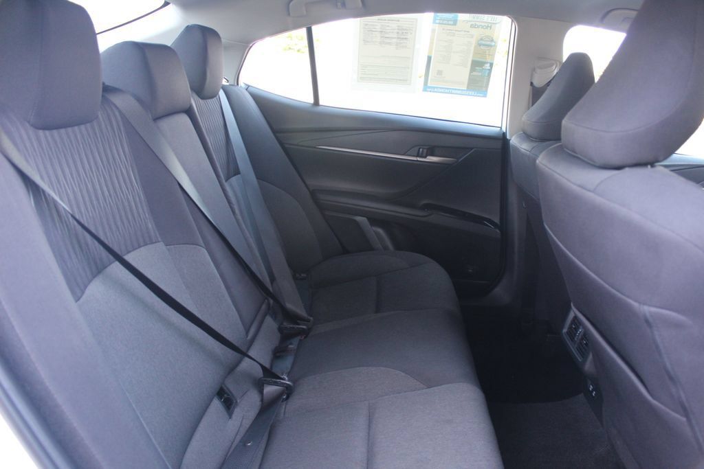 Used 2025 Toyota Camry LE FWD image 32