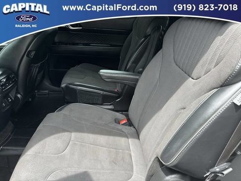 Used 2025 Hyundai Palisade Calligraphy AWD/4WD image 18