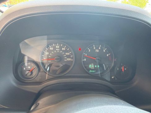 Used 2013 Jeep Patriot Sport w/ PWR Value Group AWD/4WD image 11