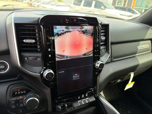 New 2026 RAM 1500 4x4 Crew Cab image 22