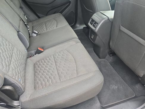 Used 2021 Chevrolet Equinox LT w/ Driver Convenience Package FWD image 33