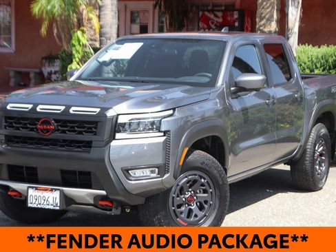 Used 2025 Nissan Frontier PRO-4X w/ Pro Convenience Package AWD/4WD image 4