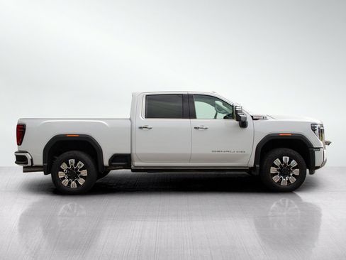 Used 2025 GMC Sierra 2500 Denali w/ Denali Reserve Package AWD/4WD image 6
