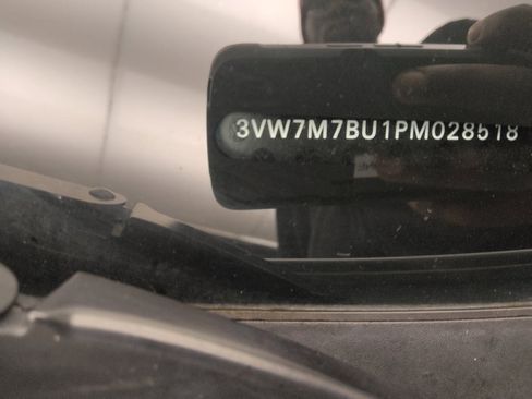 Used 2023 Volkswagen Jetta SE w/ Panoramic Sunroof Package FWD image 33