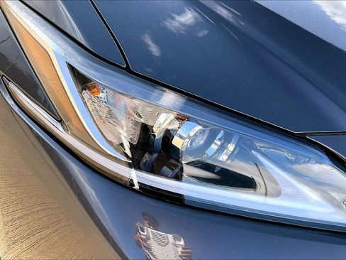 New 2025 Lexus ES 350 image 13